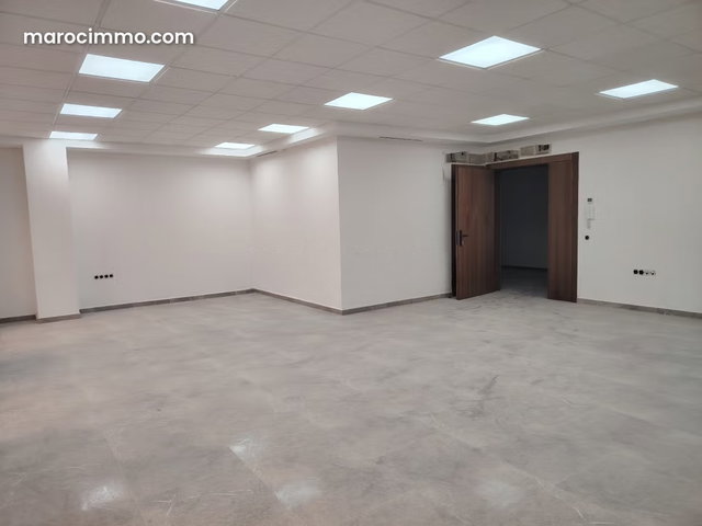 Bureaux haut standing en face de hay riad — 2