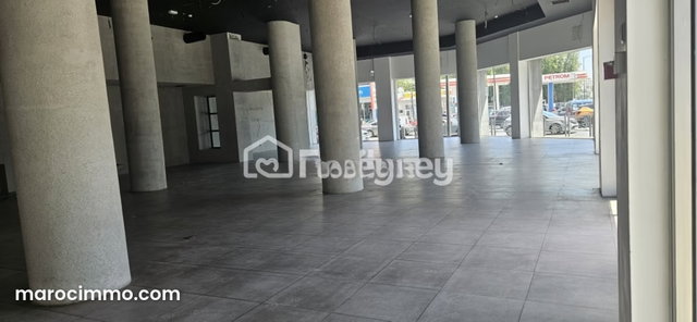 Local commercial de 501 m² à Casablanca — 4