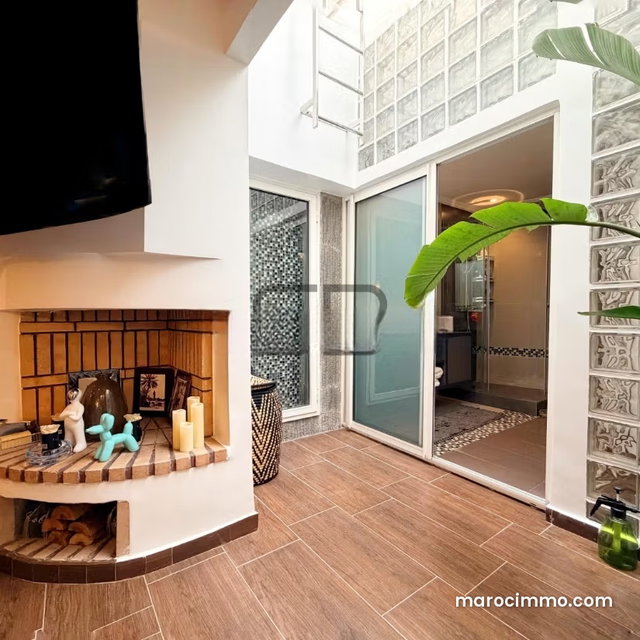 Studio rénové de 67 m² à Bourgogne Ouest — 3
