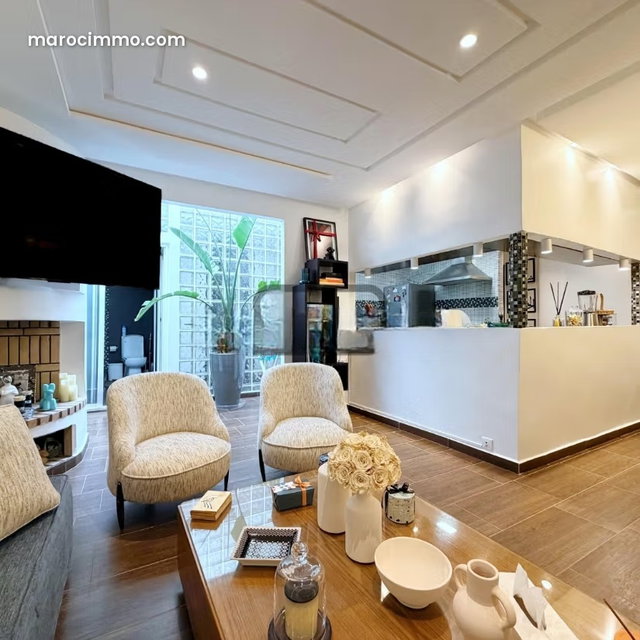 Studio rénové de 67 m² à Bourgogne Ouest — 5