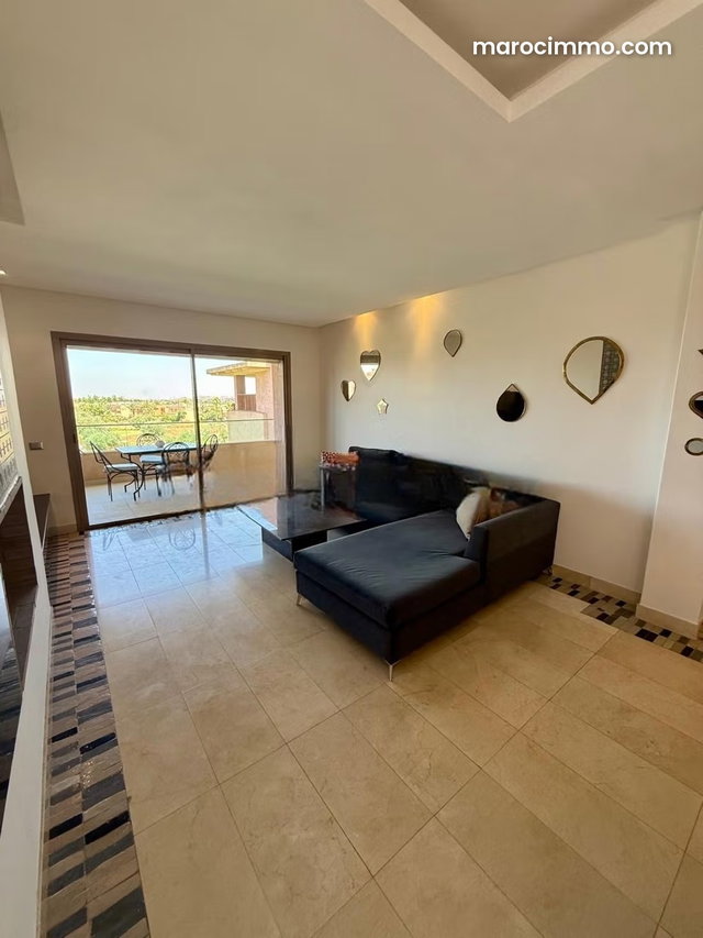 Location appartement meublé golf city prestigia Marrakech piscine — 3