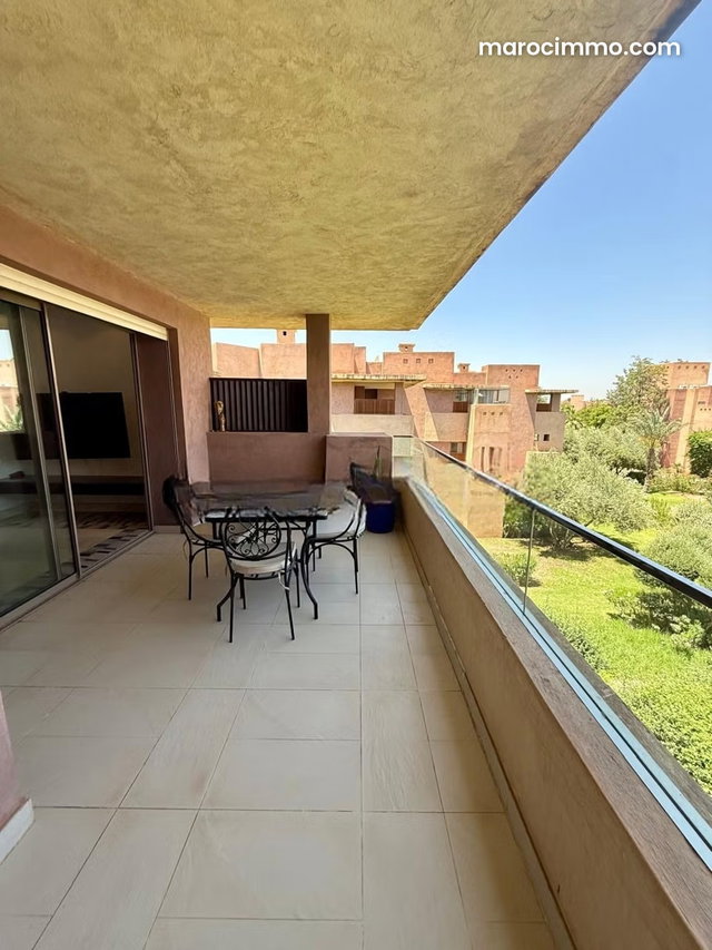Location appartement meublé golf city prestigia Marrakech piscine — 5