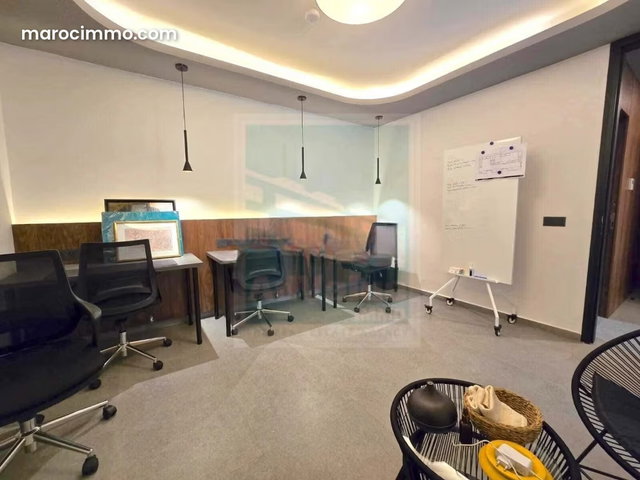 DL. 880: Bureau équipé à Yacoub El Mansour — 2