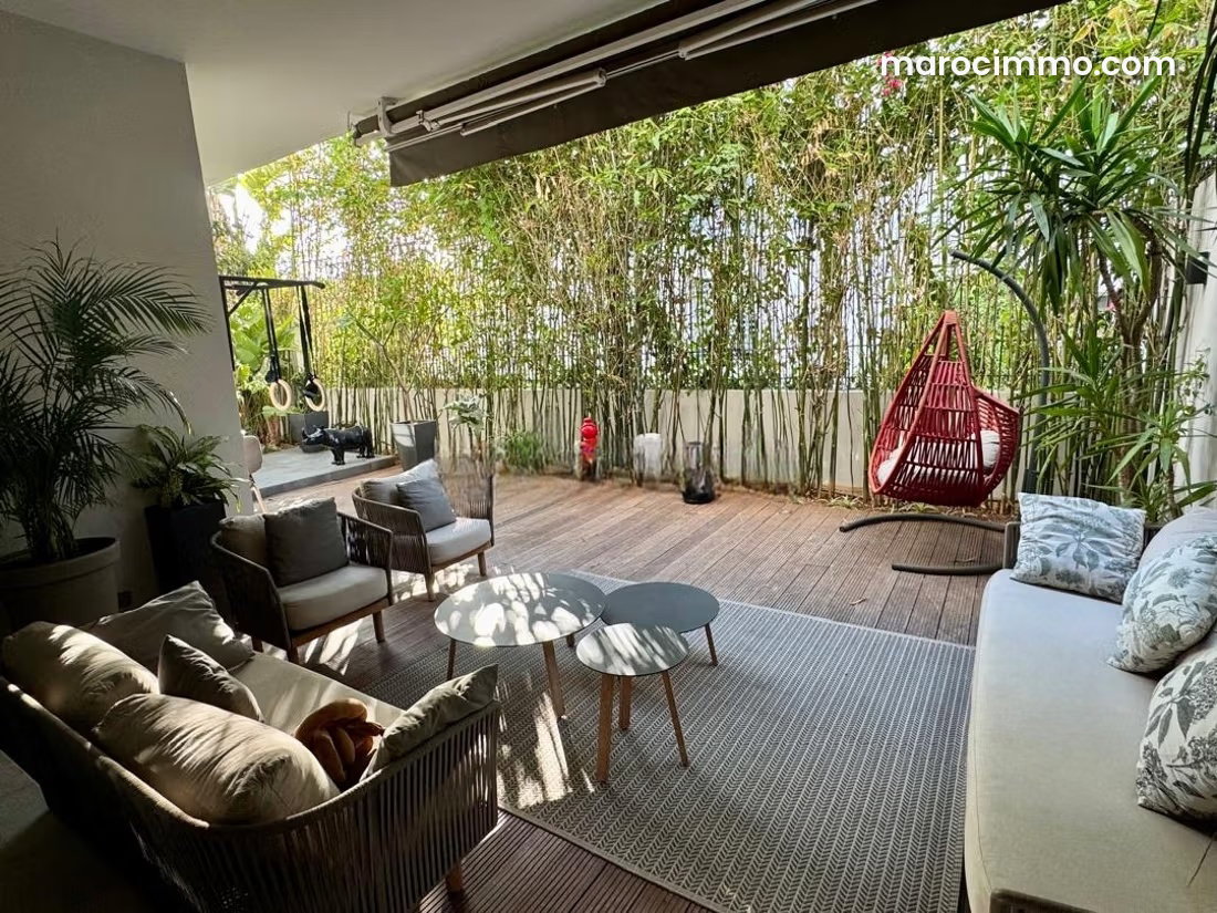400 m² Villa with Terrace and Garden, Aïn Diab, Casablanca — Casablanca