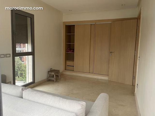 Appartement à louer à Ferme Bretonne Hay Arraha. 2 chambres agréables. Meublé — Casablanca