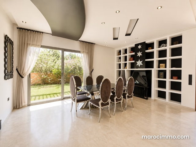 Superbe villa à 12mn du centre à vendre — 2
