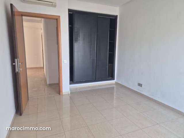 À vendre – Appartement 3 chambres à Prestigia Hay Riad — 4