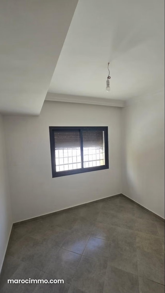 Vend appartement à Martil. 2 pièces confortables. Porte blindée et résidence sécurisée — 5