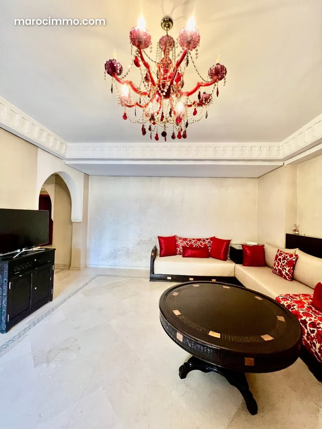 Superbe appartement à vendre à Guéliz. Superficie 131 m². Porte blindée, salon marocain — 3
