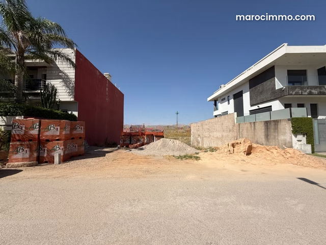 Terrain villa 352 m² à vendre route immouzer Fès — Fès