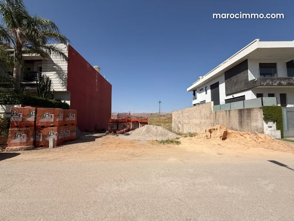 Terrain villa 352 m² à vendre route immouzer Fès