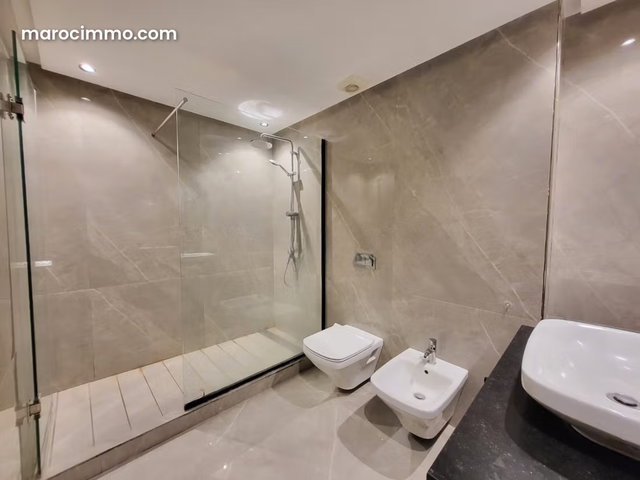 À louer appartement 4ch sl a gautier — 5