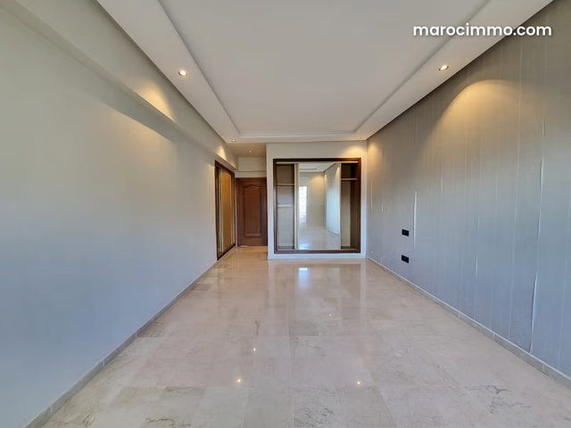 À louer appartement 4ch sl a gautier — 2