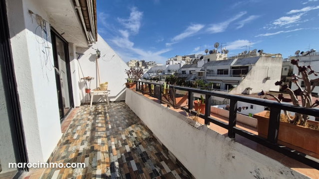 A vendre duplex 538m2 Racine — 2