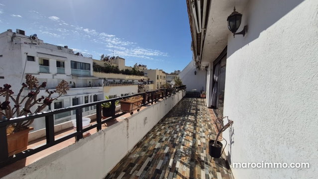 A vendre duplex 538m2 Racine — 3