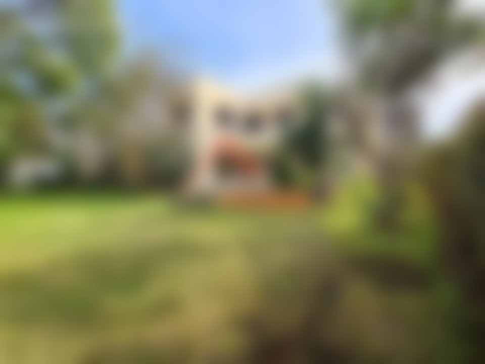 فيلا فاخرة للكراء بحي الرياض في الرباط