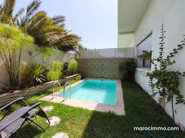 Magnifique villa 3 niveaux en vente — Dar Bouazza
