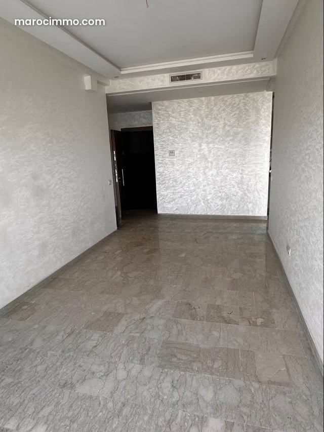 Appartement à louer à Les Hôpitaux. Surface de 70 m² — 3
