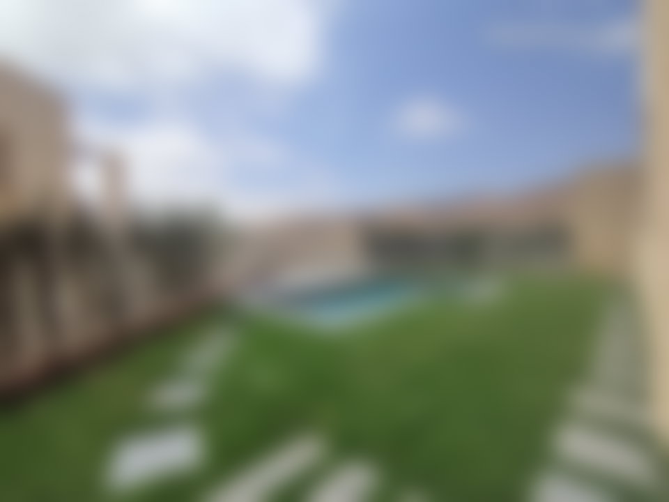 فيلا فاخرة بمسبح خاص للإيجار في حي إيليغ أكادير