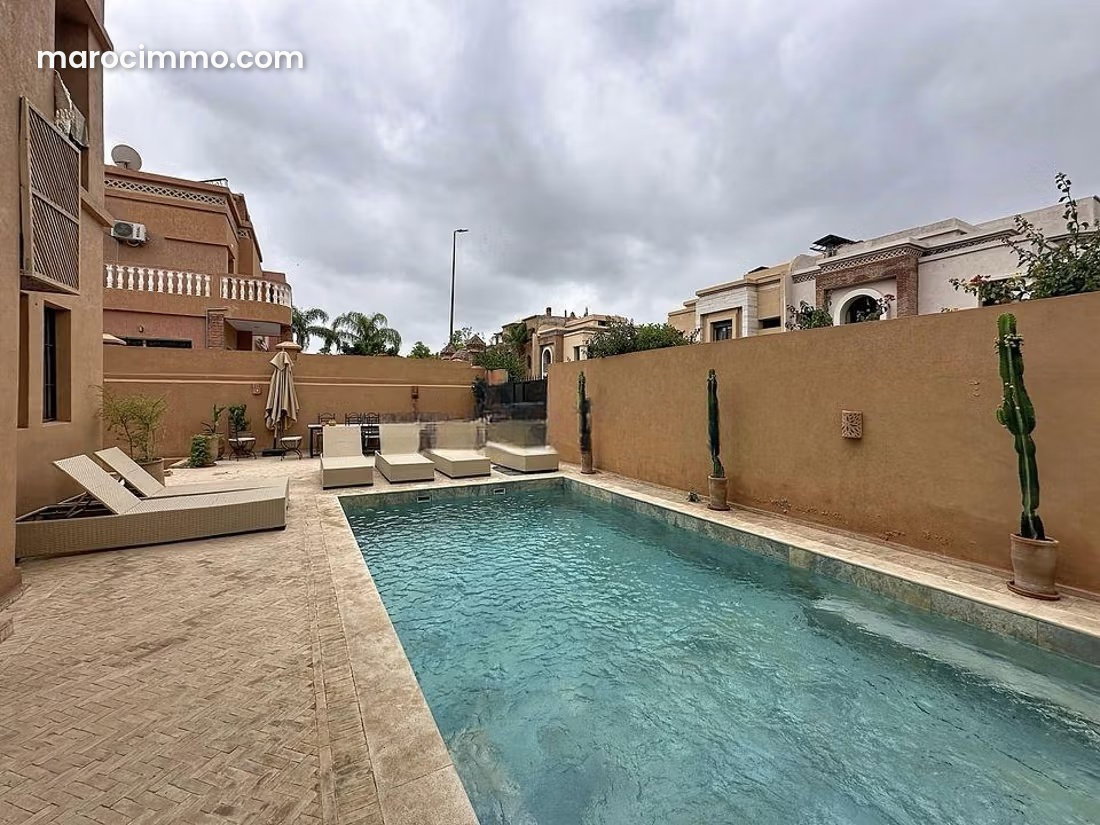 Chic 250 m² Beldi-style villa, 5 suites with pool, Fes Road — Marrakesh