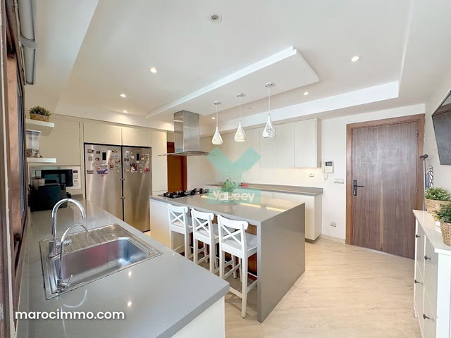 Superbe appartement rénové étage élevé — 5