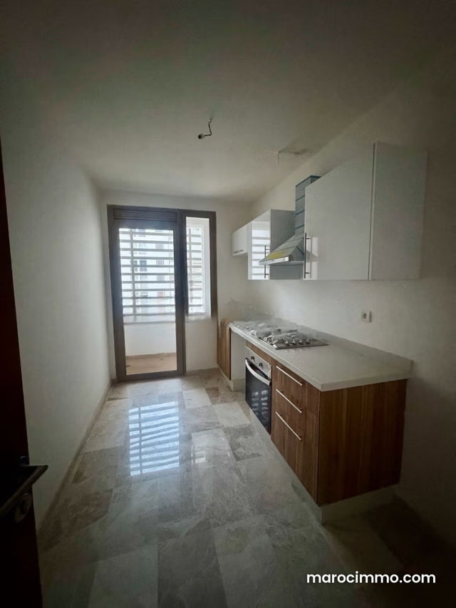 À louer – Appartement 2 chambres à Ain Diab Extension – 8 000 DH/mois — 4