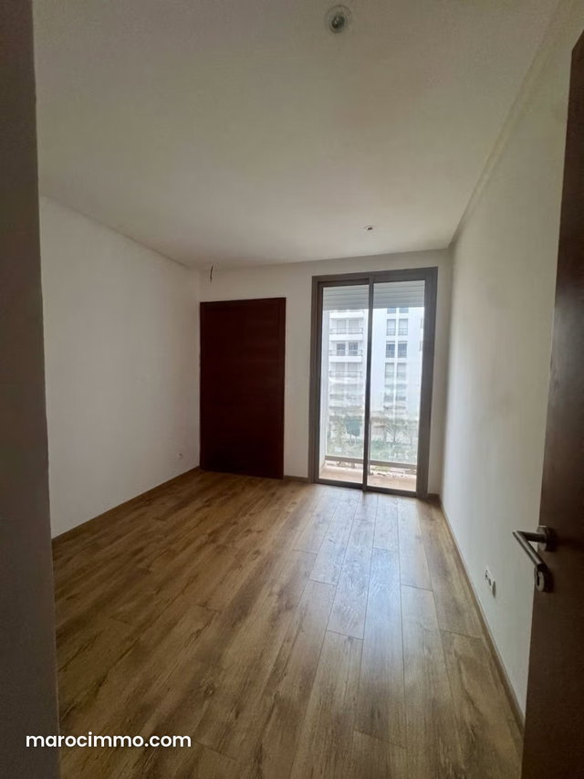 À louer – Appartement 2 chambres à Ain Diab Extension – 8 000 DH/mois — 5