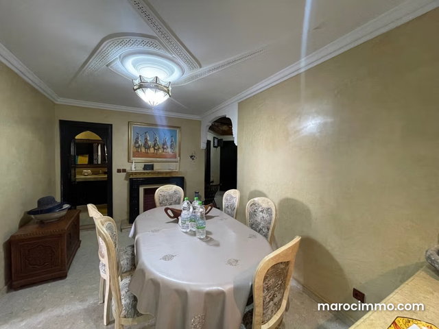 Appartement lumineux avec grande terrasse et parking titré — 2