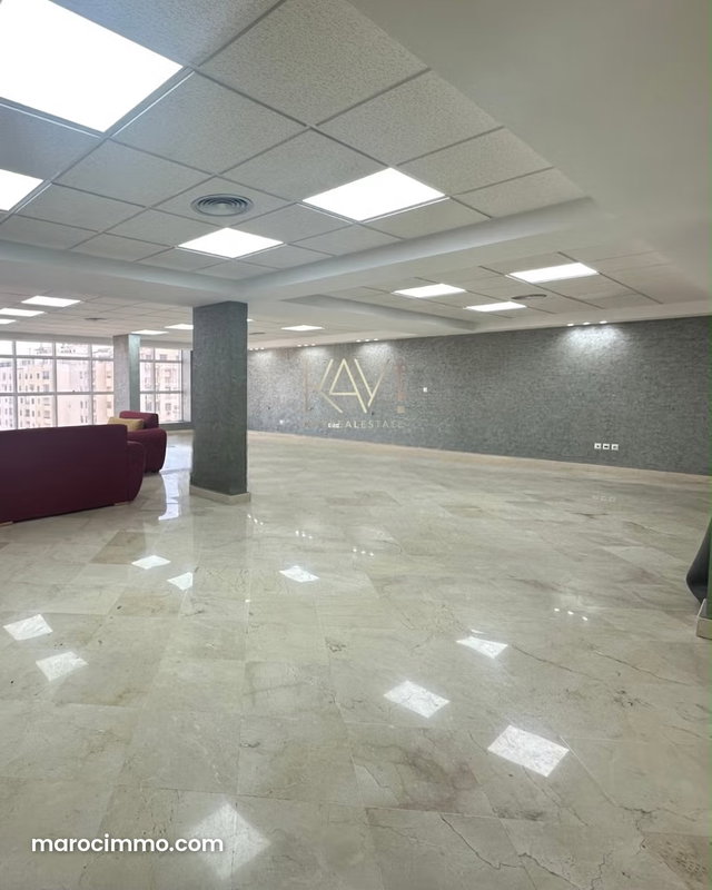 Office for sale or rent in city center — 3