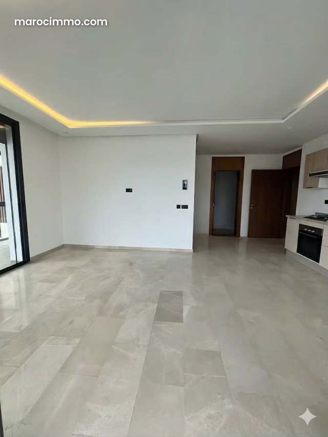 Studio for Rent Empty Casablanca Finance City — 2
