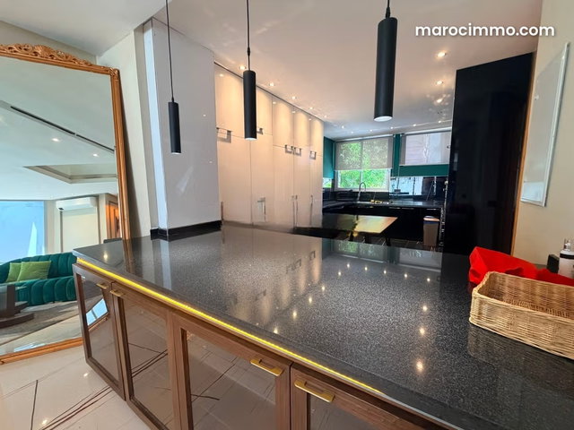 Luxurious Villa for Sale in Ville Verte Prestigia. 225 m² Surface. Air Conditioning and Pool — 3