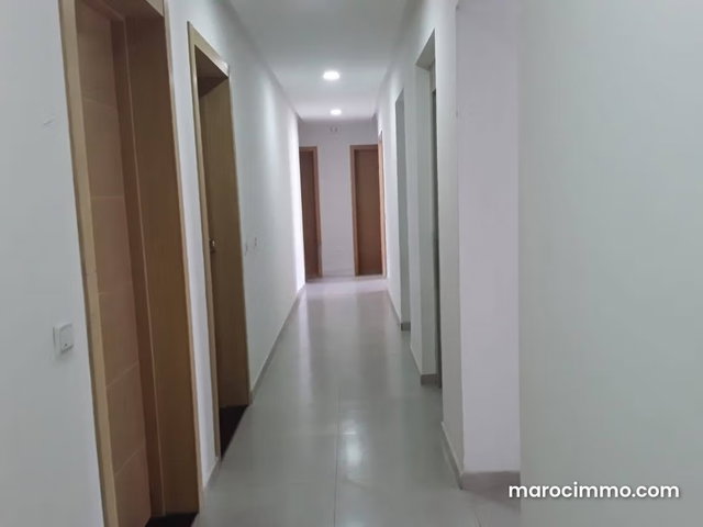 Bureau 38m² Izdihar Bouskoura 5000 Dh — 4
