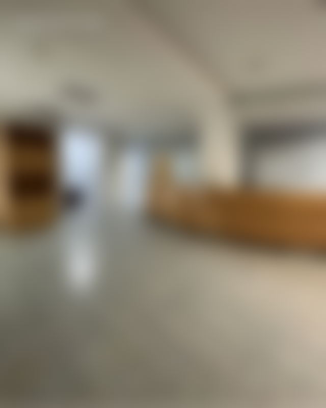 مكتب أرضي بحديقة خاصة للكراء في حي الإداري بطنجة — طنجة