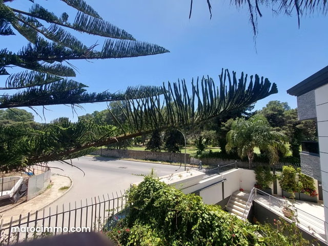 Villa ancienne dans le prestigieux quartier de Jbel Kbir — 4