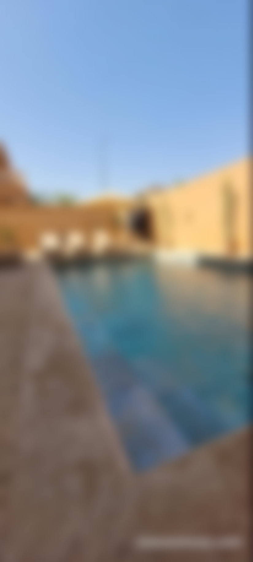 فيلا فاخرة بخمس أجنحة للبيع على طريق فاس مراكش