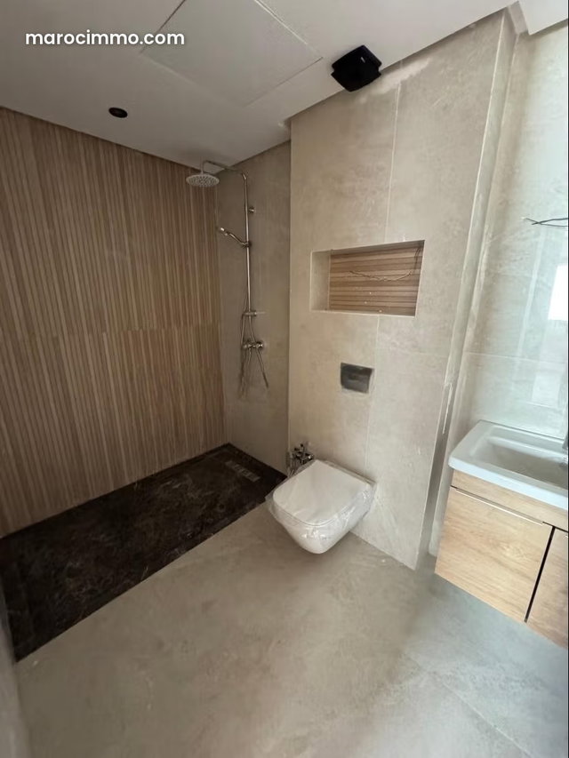 Vente d'un bel appartement à Ferme Bretonne Hay Arraha. Superficie 115 m². Antenne parabolique et sécurité — 2