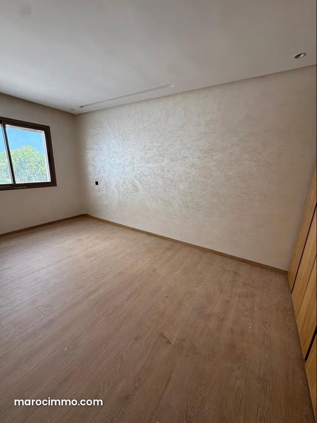 Vente d'un bel appartement à Ferme Bretonne Hay Arraha. Superficie 115 m². Antenne parabolique et sécurité — 4