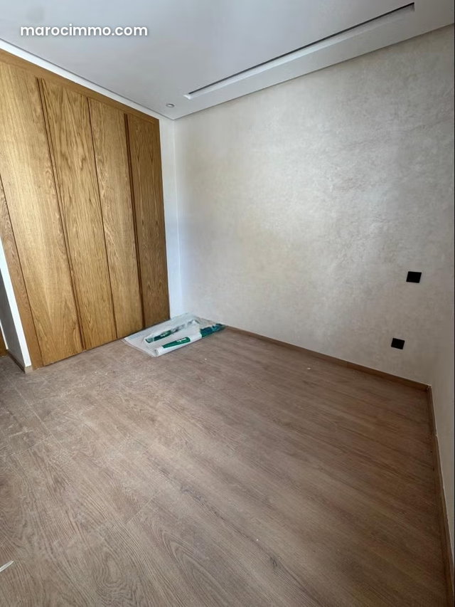 Vente d'un bel appartement à Ferme Bretonne Hay Arraha. Superficie 115 m². Antenne parabolique et sécurité — 5