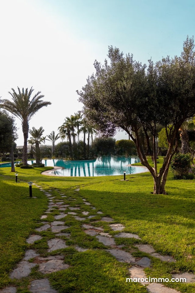 For Sale Luxury Apartment 189m2 Ain Diab Extension — 3
