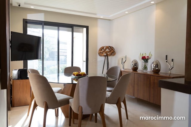 For Sale Luxury Apartment 189m2 Ain Diab Extension — 2