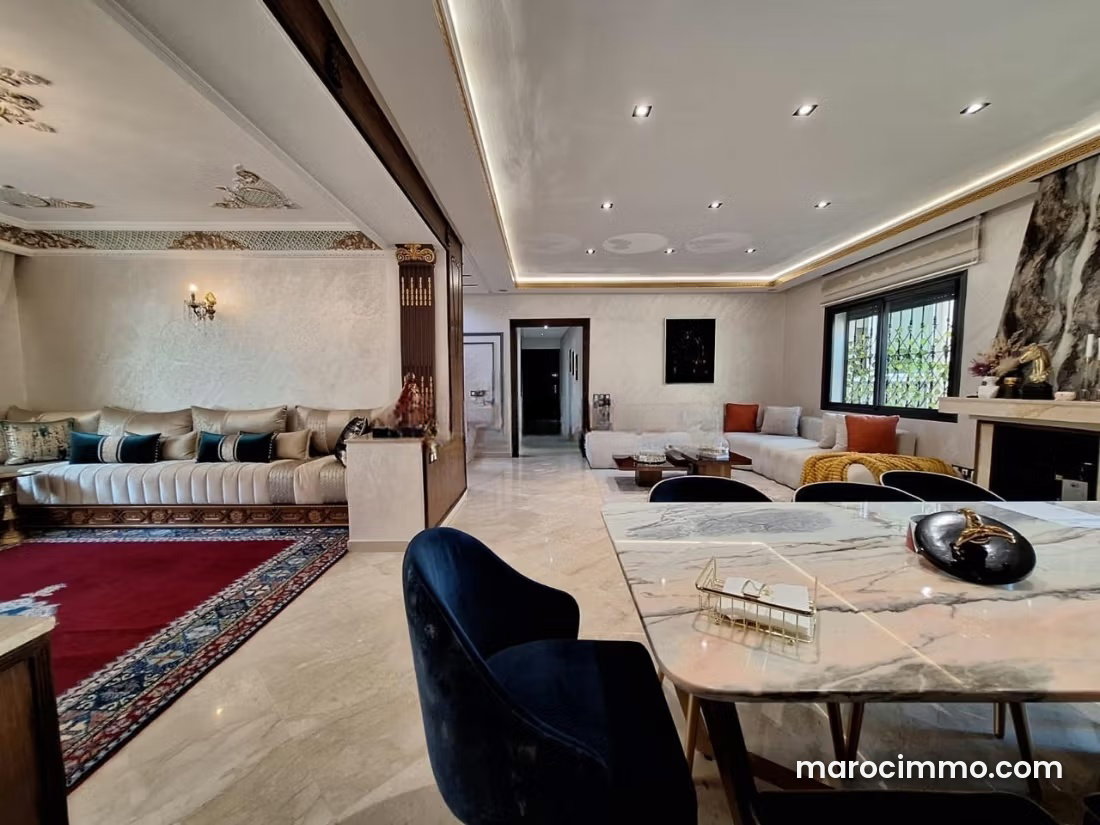 183 sqm duplex with private terrace, Palmier, Casablanca — Casablanca