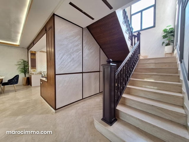 A vendre Duplex de 183 m2 situé à Palmiers, Casa — 3