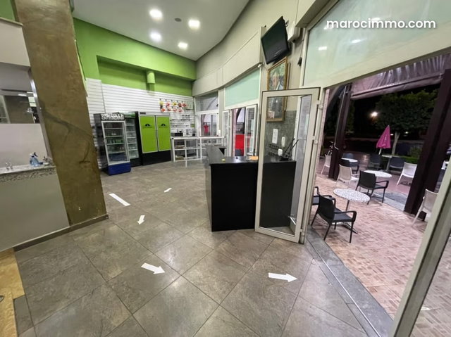 Local commercial pres a investir bab doukala — 3