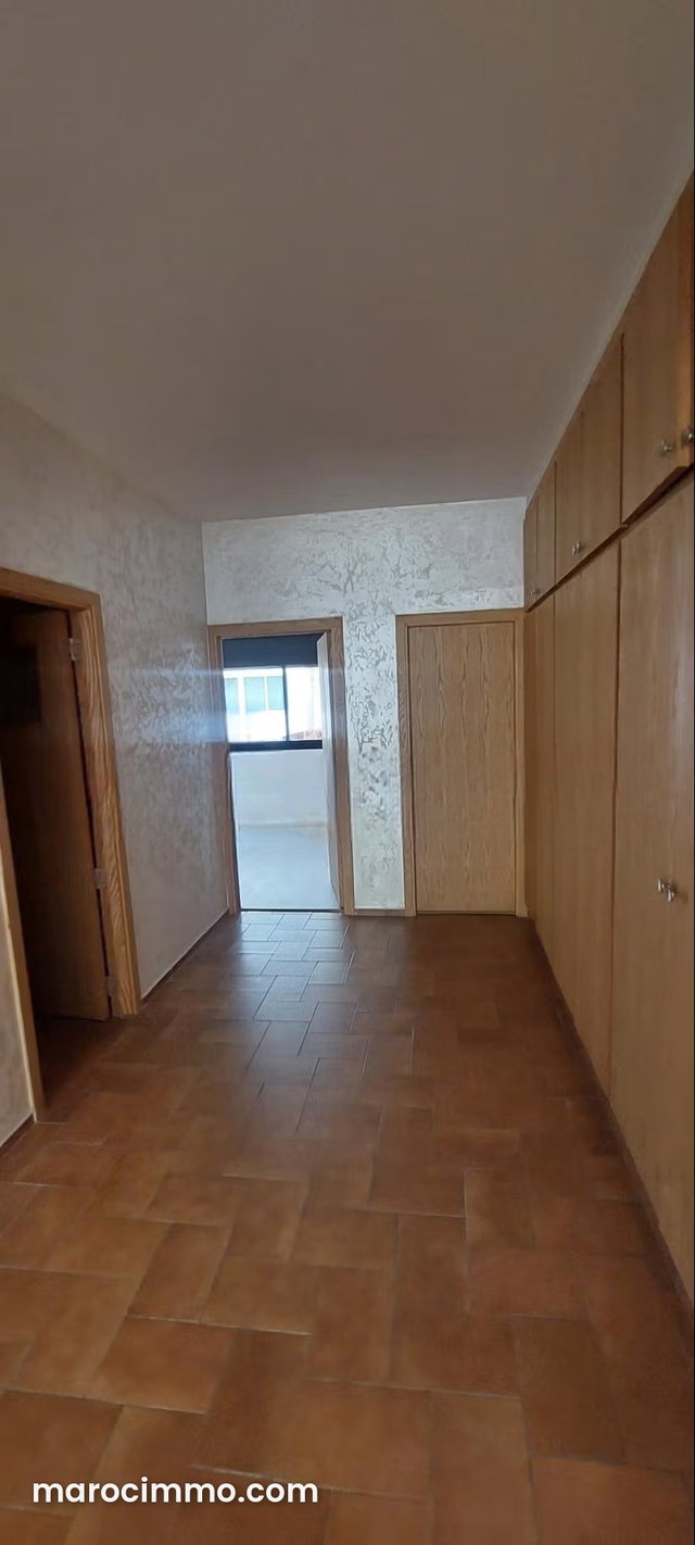 Beautiful apartment for rent in Haut Agdal. 146 m² surface. Concierge service available, air conditioning system — 3