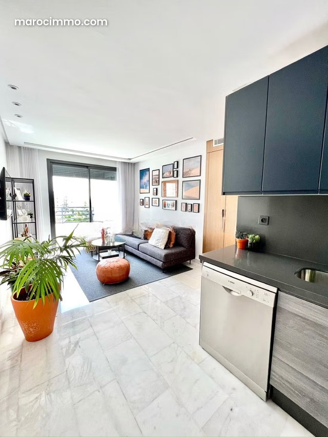 Superbe studio meublé moderne alouer a les princes — 2