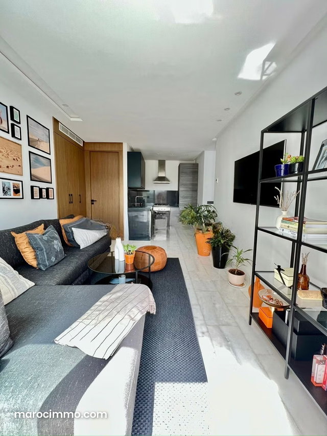 Superbe studio meublé moderne alouer a les princes — 4