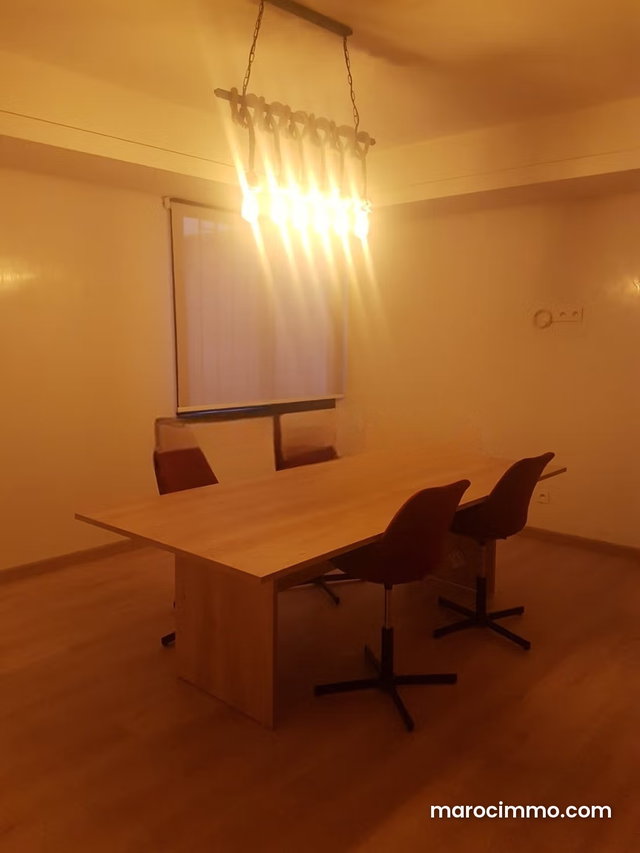 Offices for Rent in Anfa. 100 m² Space with Robust Door, Residence with Security — 5