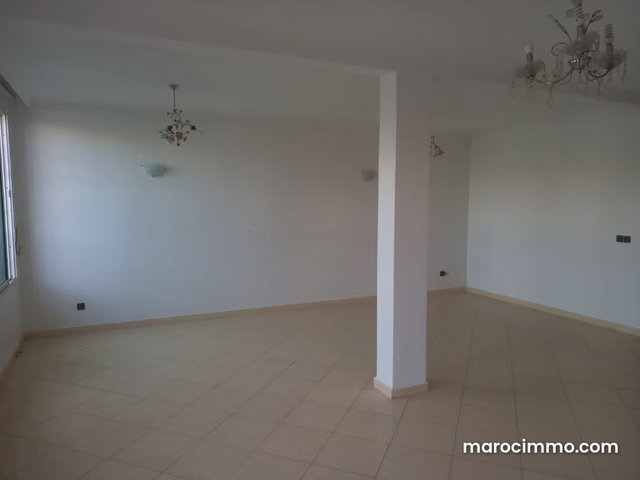 Triplex a vendre dans une résidences avec piscine — 5