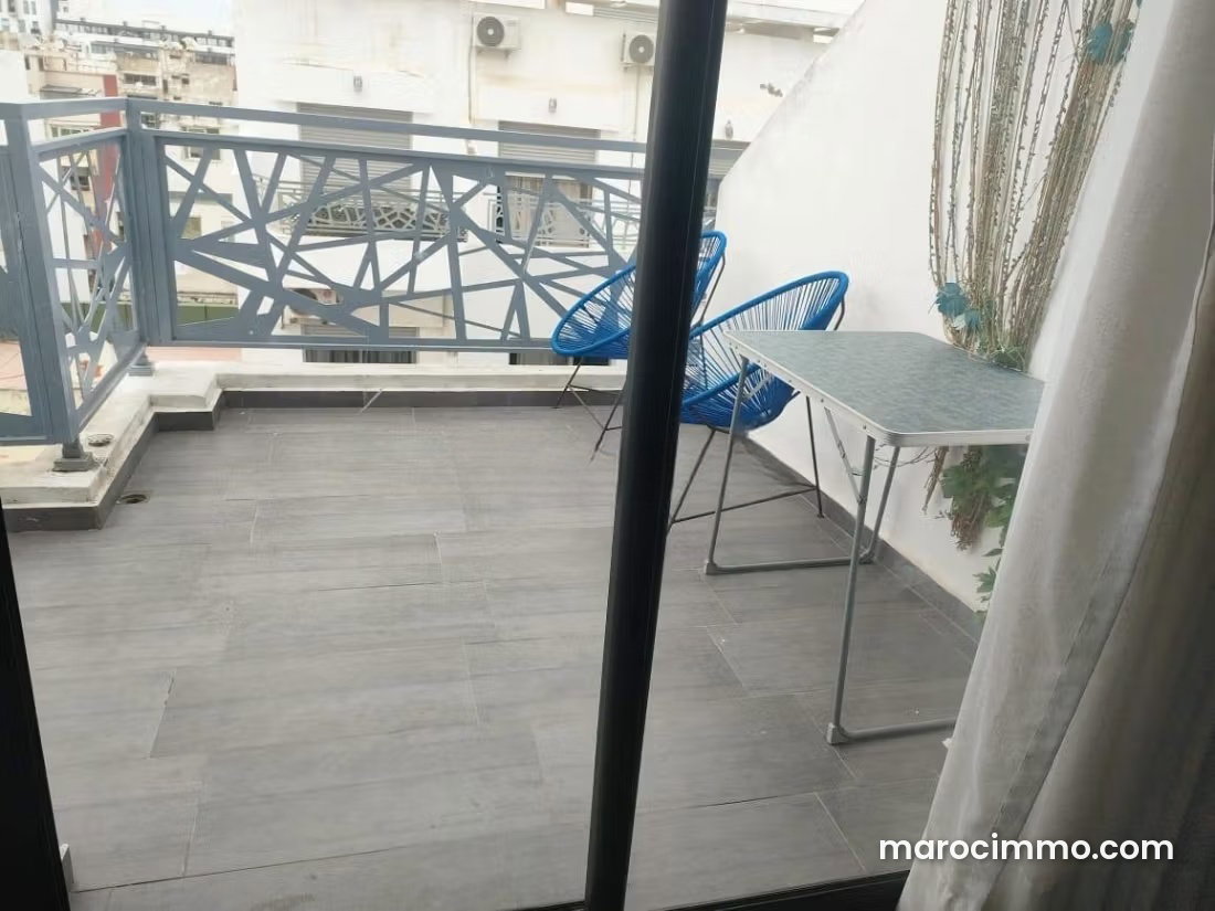 Studio meublé avec terrasse, Quartier des Hôpitaux, Casablanca — Casablanca