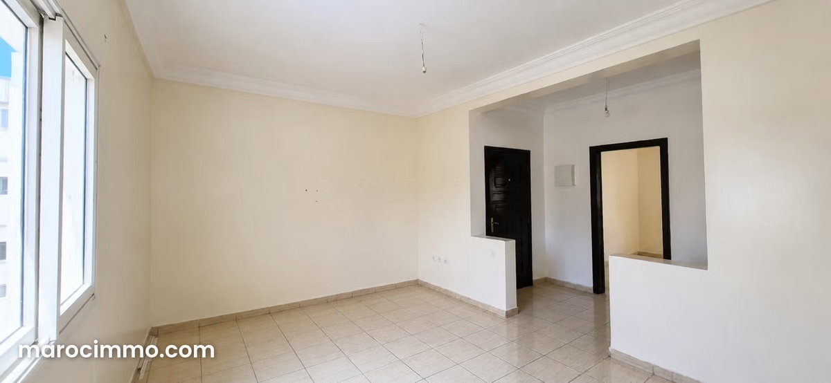 Appartement à rénover à Ghazoua